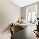 Centre 3 Bedroom, Modern & Bright Apartman *