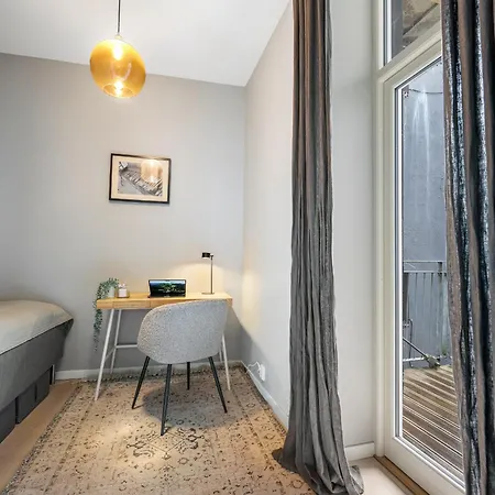 Daire Centre 3 Bedroom, Modern & Bright Bergen