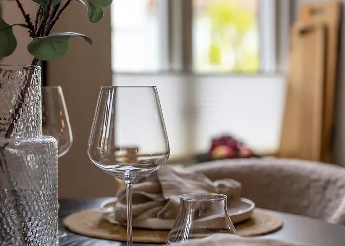 Centre 3 Bedroom, Modern & Bright Appartamento Bergen