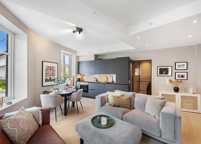 アパート Centre 3 Bedroom, Modern & Bright *